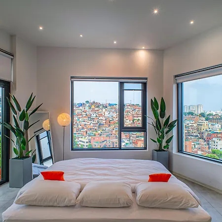 Glue Hotel