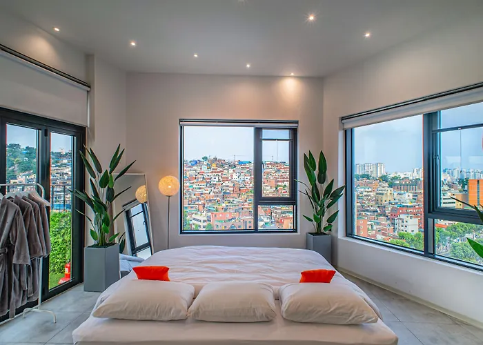 Glue Hotel